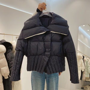 Veste en duvet noire respirante avec logo personnalisé pour femmes, hiver, bouffant à bulles, pour femmes - Product Image 4