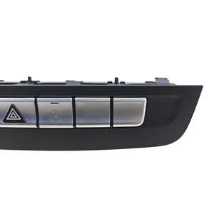 แผงปุ่มกดกลางรถยนต์เมอร์เซเดส เอ-คลาส ซีรีส์ (W176) A2469059101 (12>18) - Product Image 3
