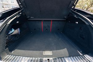 Cayenne Turbo 2021, V8 Twin-Turbo de 541 hp, Tracción en las Cuatro Ruedas, Paquete Premium Plus, Sin Modificar - Product Image 5