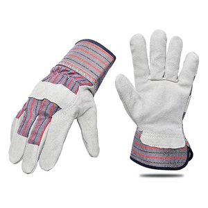 Guantes de trabajo de invierno ideales para trabajos de construcción en clima nevado y trabajos pesados. Guantes de trabajo cálidos de invierno adecuados para largos períodos en exteriores con frío. - Product Image 4