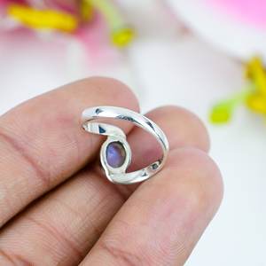 Fantastique bague en argent sterling 925 faite à la main plaqué argent vintage avec pierre précieuse arc-en-ciel naturelle pour mariage et fête - Product Image 2