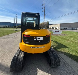 Mini-excavatrice JCB durable de 12 tonnes avec godet de 1,43 m, moteur haute puissance, pompe, boîte de vitesses, haute efficacité, livraison rapide, garantie de 3 ans - Product Image 4