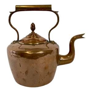 Hervidor de cobre para puesta en escena casera con hermosa estructura redonda y forma auténtica adecuada para bienes raíces o eventos - Product Image 6