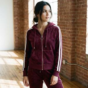 Haut de survêtement en molleton épais pour femme, sweat à capuche zippé marron, logo personnalisé du fabricant, broderie 3D sur le devant, design personnalisable - Product Image 1