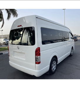 Toyota Hiace 2018 Blanca Usada de Segunda Mano, Techo Alto, Volante a la Derecha/Izquierda, con Bajo Kilometraje - Product Image 4