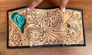 Portefeuille en cuir de vachette vintage à logo personnalisé avec blocage RFID pour hommes - Product Image 2