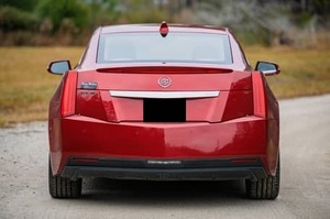 Sedán E L R AWD 2014 con Batería de Litio, Neumáticos R18 y Asientos de Cuero - Product Image 2