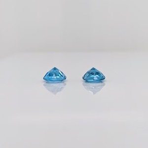 Pierre précieuse naturelle de qualité supérieure, taille brillante, bleu ciel, 4-8 mm, traitement de cirage/entraînement à l'huile, 1-3 carats, pour bijoux en topaze bleue - Product Image 4