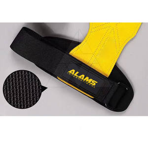 Logotipo personalizable Equipo de fitness Unisex Último diseño Cuero y cuero de vaca Empuñaduras de levantamiento de pesas hechas en Pakistán - Product Image 4