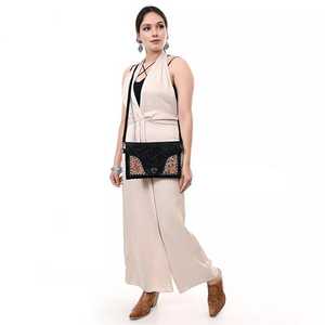 กระเป๋าสะพายข้างหนังกลับลายนูนแนววินเทจสำหรับเด็กผู้หญิงกระเป๋าสะพายข้างมีซิปลายดอกไม้กระเป๋าแบบซ่อน - Product Image 2