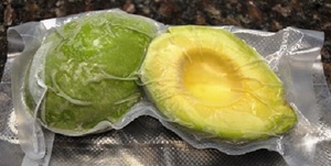 Avocats congelés en demi-tranches, de qualité supérieure, conformes aux normes internationales, fabriqués au Vietnam, emballés en sacs de 5 kg, best-sellers - Product Image 4