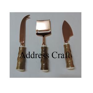 Ensemble d'outils à fromage 4 pièces au design moderne, nouveau, avec logo personnalisé, couteau et fourchette à fromage en acier inoxydable avec manche en résine - Product Image 1