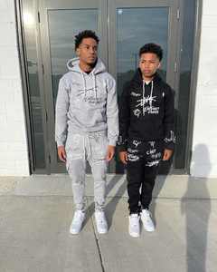 Chándal de diseño 2025 para hombre, chándal y pantalón de lujo con su propio diseño y logotipo, conjunto de 2 piezas de sudor Unisex, ropa para correr OEM - Product Image 4