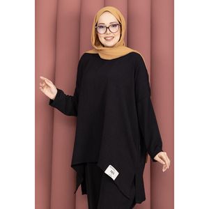 Conjunto de Traje Casual de Verano para Mujer con Detalle de Emblema en Color Negro - Product Image 2