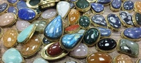 Perles colorées en pierres précieuses avec laiton pour la fabrication de bagues, composants de bijoux en pierres naturelles pour créer des designs uniques.