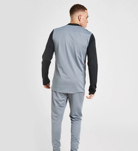 Survêtement gris et noir pour homme avec blocs de couleur, fermeture éclair intégrale, poches latérales, design sportif respirant, idéal pour l'automne - Product Image 2