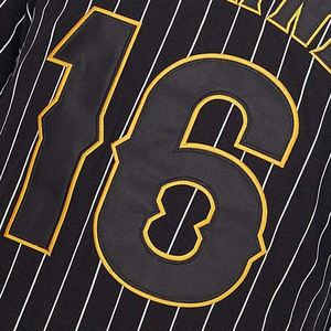 Camiseta de Béisbol Personalizada OEM con Botones, Logotipo Bordado, Secado Rápido, Transpirable, Estilo Profesional, Ropa Deportiva de Alto Rendimiento - Product Image 5