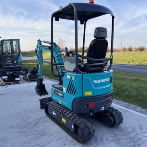 Mini-excavatrice sur chenilles hydraulique Sunward SWE18UF en bon état, à haut rendement énergétique, en vente à prix réduit - Product Image 3