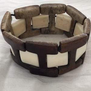 กำไลข้อมือทำมือจากกระดูกธรรมชาติ ยั่งยืน ดั้งเดิม สำหรับผู้หญิง - Product Image 2