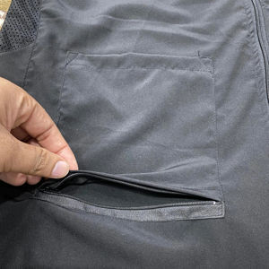 Uniforme de Barbería Personalizado SUNSTAR IMPEX para Hombre, Material de Poliéster/Nailon de Alta Calidad, Impresión por Transferencia de Calor y Serigrafía - Product Image 5