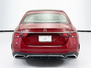 Mercedes-Benz Classe E 450 4MATIC Berline d'occasion en excellent état, boîte automatique 9 vitesses, 375 ch, à vendre - Product Image 5