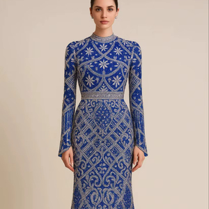 ชุดแต่งงานหรูหราทรงเอไลน์ คอทรงโอ แขนยาว ปักลูกปัดคริสตัลเพชรและมุก ยาวกรอมพื้น ทรงเอ็มไพร์ พร้อมบราในตัว - Product Image 1