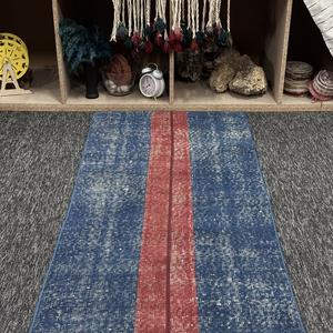 Alfombra Herki de 2.3x7.6 pies, Alfombra Turca Vintage, Alfombra a Rayas Azul y Roja - Product Image 4