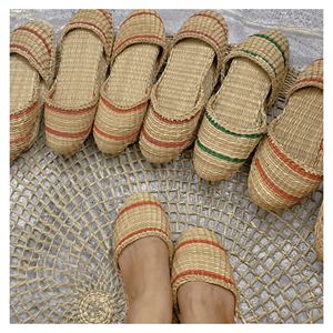 Pantoufles en jacinthe d'eau, tressées en jacinthe d'eau avec semelle en EVA pour les commodités intérieures des hôtels, fabrication vietnamienne - Product Image 6