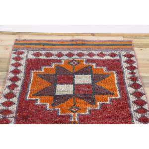 Alfombra Turca Vintage de 2.8x12 pies (85x365 cm), Alfombra Geométrica Roja Anaranjada Herki - Product Image 4