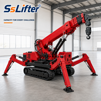 Mini-grue sur chenilles avec flèche extensible et châssis compact pour l'installation d'équipements d'usine et la construction en espaces confinés