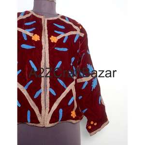 Veste d'hiver en velours brodée à la main de luxe pour femmes, respirante, artisanale, vêtements ethniques pour les mariages, les fêtes, les occasions festives - Product Image 2