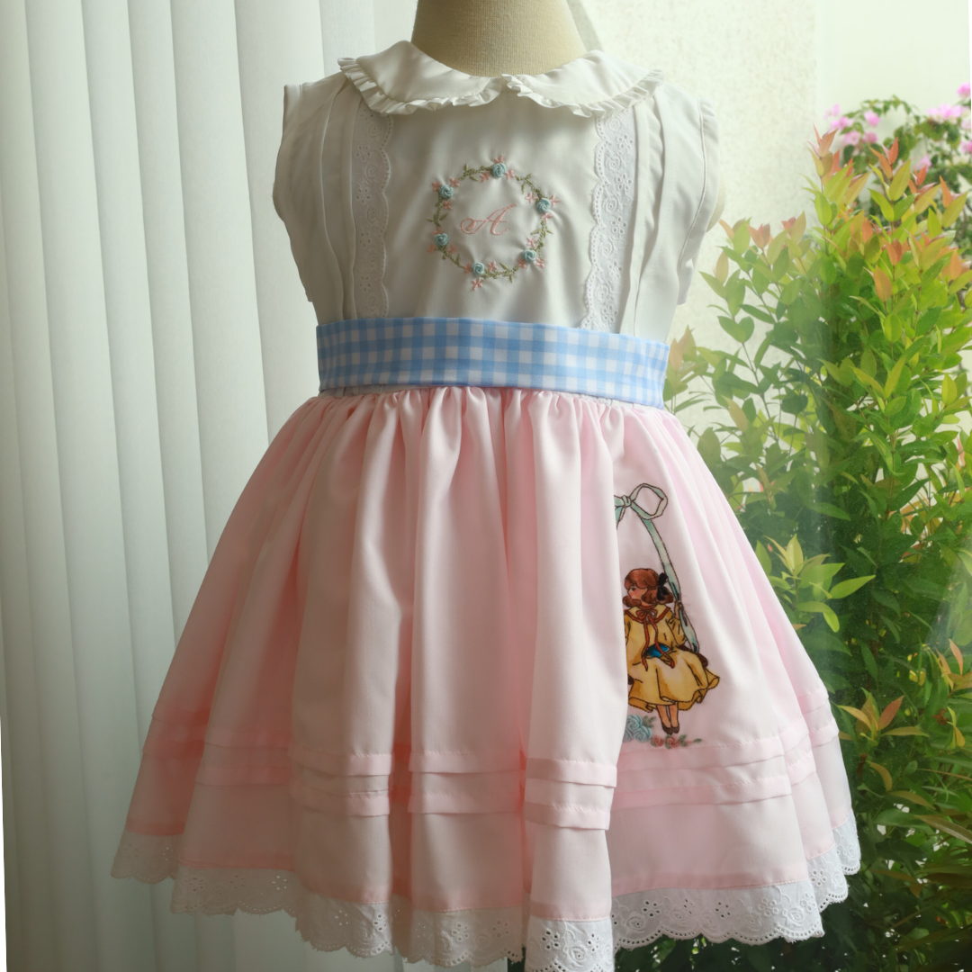 สีชมพูอ่อน