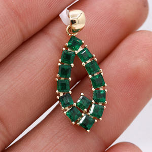 Precioso Natural forma cuadrada Esmeralda piedra preciosa 14K oro amarillo sólido hecho a mano mujeres colgante joyería para venta al por mayor - Product Image 1