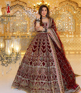 Lehenga Choli de Terciopelo Bordado de Fabzone, Hermoso Diseño para Bodas, Fiestas y Uso Casual en Todas las Temporadas - Product Image 1
