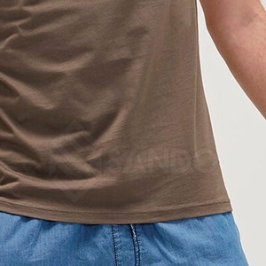 Camiseta de algodón 100% de último estilo para hombre, Camiseta estampada de corte holgado, camiseta personalizada de algodón y poliéster - Product Image 6