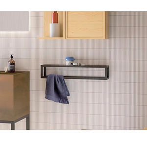 ที่จัดระเบียบผ้าขนหนูติดผนังสีดำแบบทันสมัยพร้อมที่เก็บของสำหรับบ้านหรือโรงแรม - Product Image 1