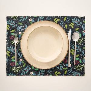 Juego de manteles individuales negros de algodón 100% de 4 piezas, manteles decorativos con diseño de flores, 35x45cm, accesorio de mesa de comedor elegante duradero - Product Image 4