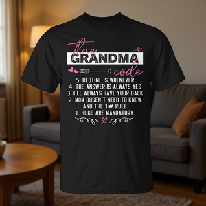 T-Shirt Promozionale 'Codice Nonna' per Nonne e Anziani, Regalo per Nonne - Product Image 3