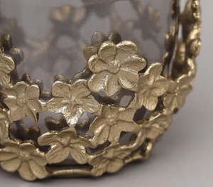 เชิงเทียนโลหะสไตล์วินเทจที่สง่างามน่ารักพร้อมกระจกเหมาะสำหรับเพิ่มการตกแต่งบ้านที่อบอุ่นและทันสมัย - Product Image 3