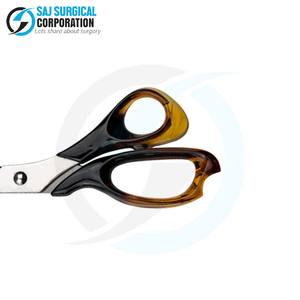 Ciseaux ménagers de qualité professionnelle en acier inoxydable allemand Lames ultra tranchantes pour des tâches de coupe précises - Product Image 6