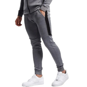 Vente en gros de pantalons de survêtement confortables pour hommes avec poches latérales OEM confortables fabriqués sur mesure 2025 avec votre propre conception - Product Image 6