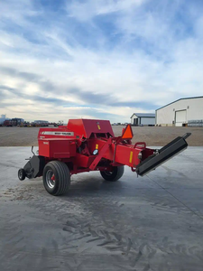 Presse à balles carrées Massey Ferguson LB2234XD à prix avantageux, hydraulique avancée 3x3, haute densité, productivité accrue, moteur - Product Image 3