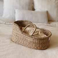 Nouvelle poupée en jonc de mer au design élégant panier en peluche douce tissée unique paniers de moïse pour poupées bébé