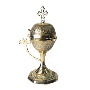 Brûleur d'encens artisanal en acier inoxydable couleur or, design unique, à prix raisonnable - Product Image 6