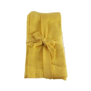 ผ้าเช็ดปากค็อกเทลผ้าลินิน OEM จากโรงงานโดยตรง ปักลายปักมือแบบเฮมสติทช์ ผ้าเช็ดปากปักอักษรย่อ จำนวนมาก สำหรับงานแต่งงานและงานอีเว้นท์ - Product Image 4