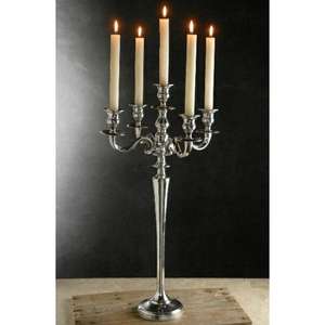 Portavelas de aluminio hecho a mano con patrones de inspiración marroquí, perfecto para agregar encanto exótico a su hogar o espacio para eventos - Product Image 2