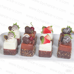 Modelo de Pastel de Mousse de Chocolate Falso para Fotografía de Alimentos, Video, Decoración de Mesa de Alta Gama - Product Image 3