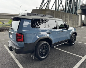 Toyota Land Cruiser Première Édition 2024 Voiture d'occasion - Product Image 4