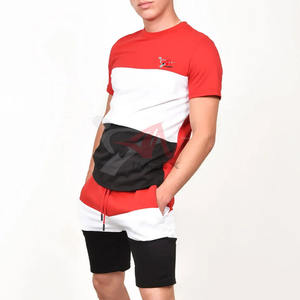 Ensemble T-shirt et short de style élite, tissu lisse avec matière respirante pour une utilisation active - Product Image 2
