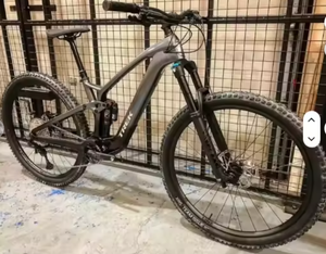 NUEVO Original en Venta para 2023 TREK TOP FUEL EXE 9.7 - Product Image 1